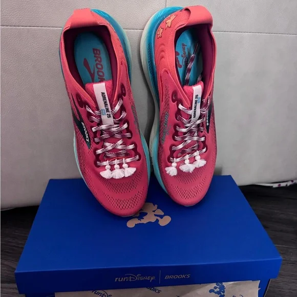 Brooks Run Disney Moana Adrenaline GTS 25 Coral and Teal Shoes
